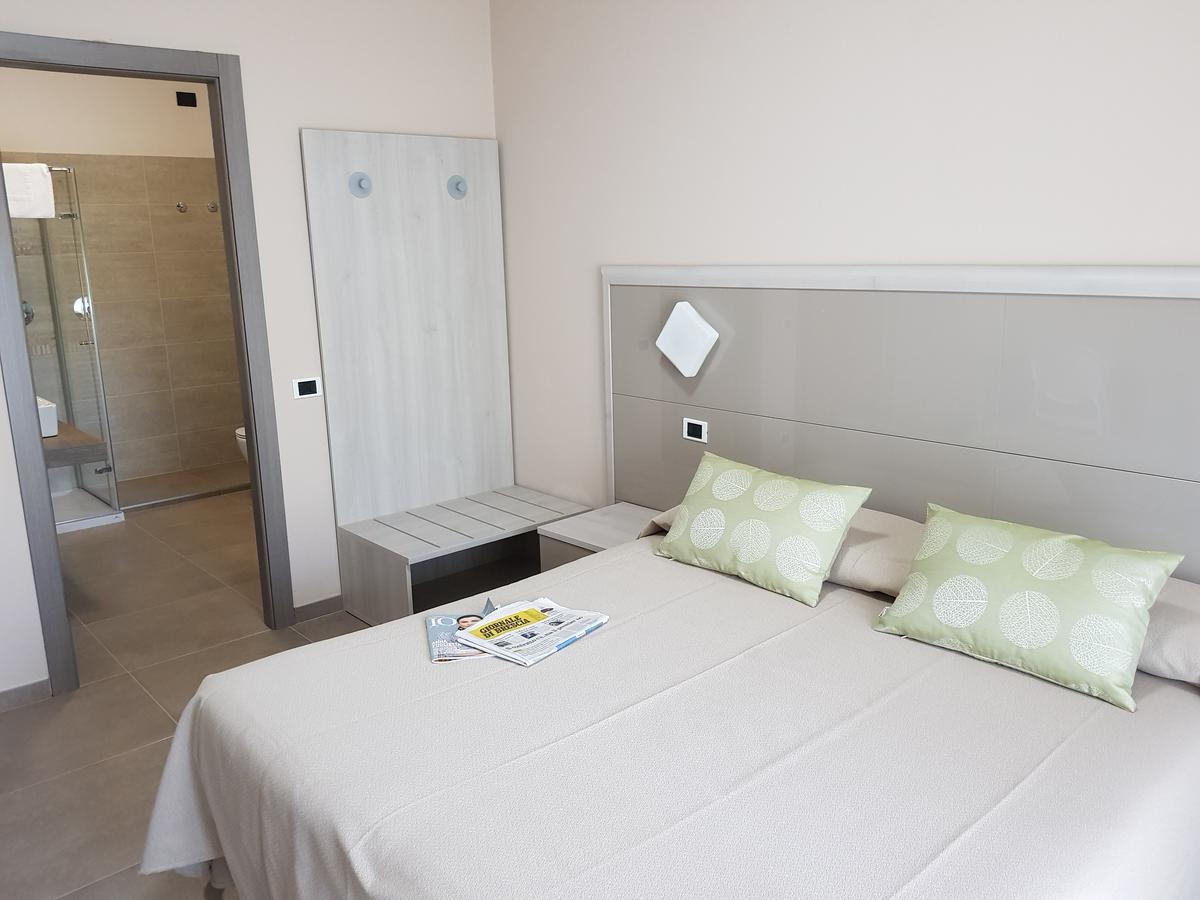 Hotel Francesco Padenghe sul Garda Eksteriør billede